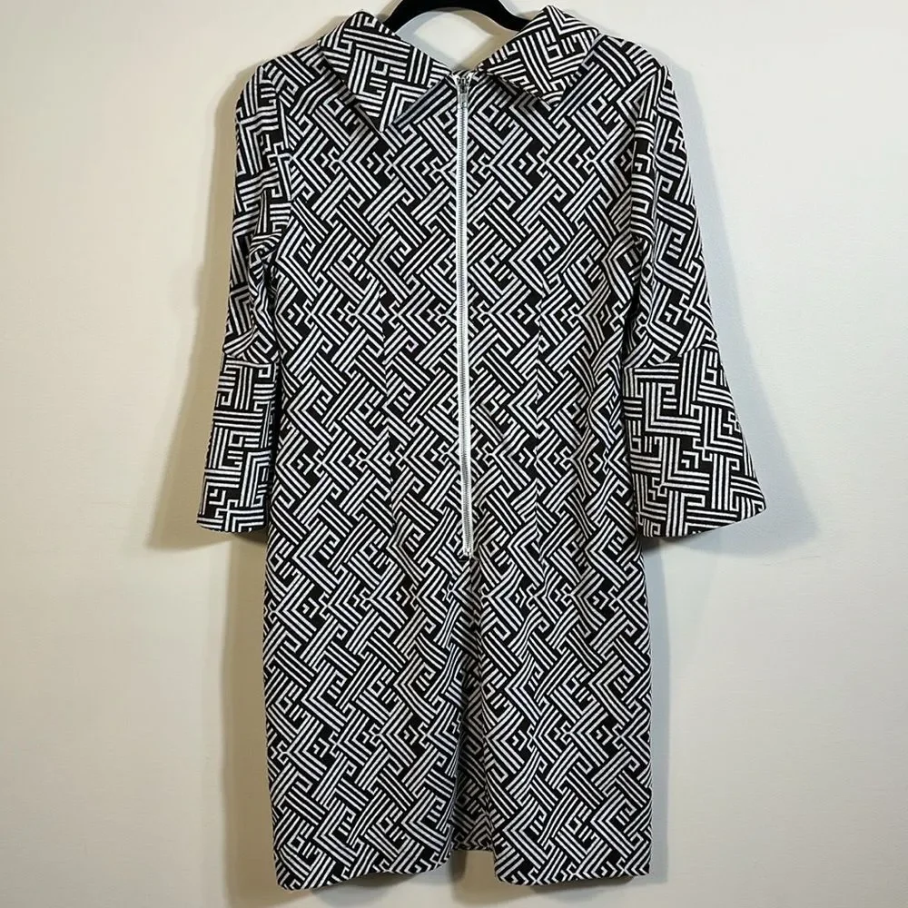 Tyler Boe NWT Knee Length Geometric Print Belle Sleeve Knee Length Dress Small